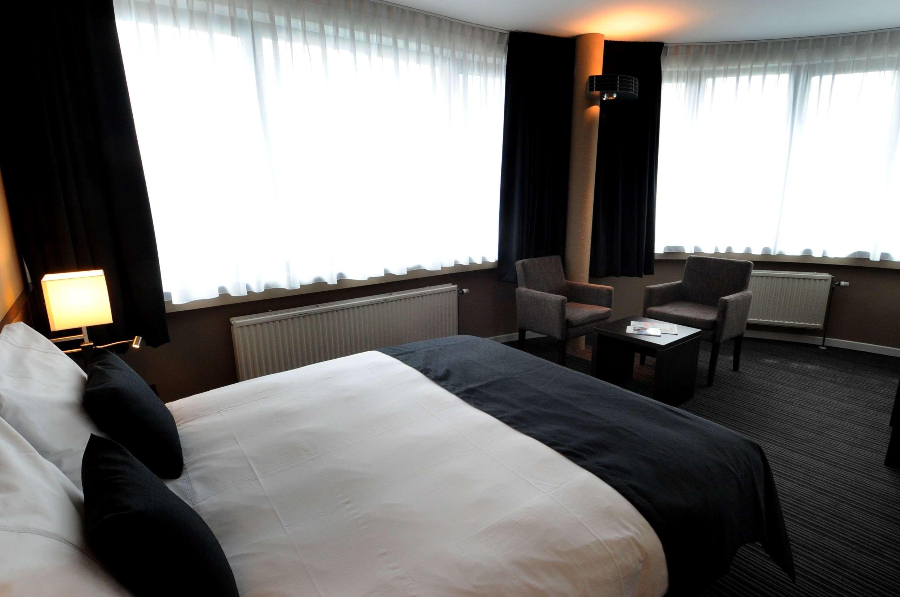 Docklands 3*